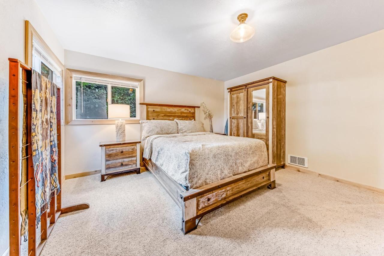 Joe Ney Hideaway Villa Coos Bay Exterior photo